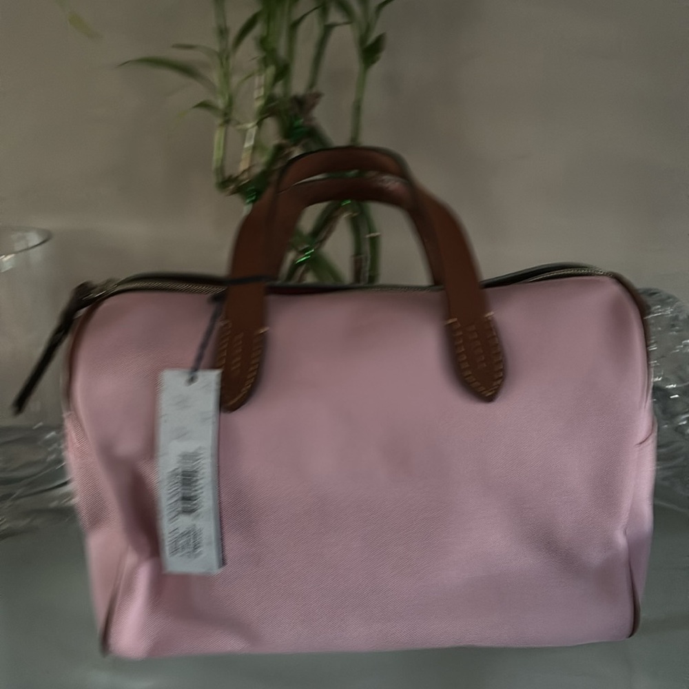 COPY - Dooney & Bourke pink - Picture 2 of 6